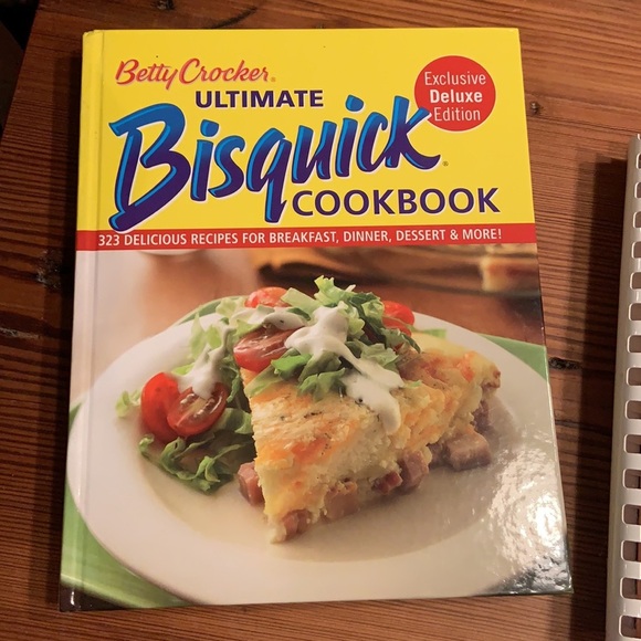 Cookbooks - Picture 2 of 8